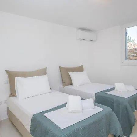 Magginas Parikia (Paros)